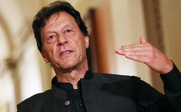 Экс-премьера Пакистана приговорили к 10 годам из-за разглашения гостайны0