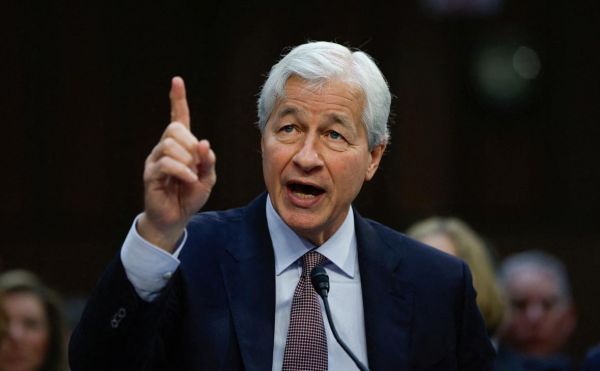Глава JPMorgan провел кадровые перестановки на фоне поиска преемника0