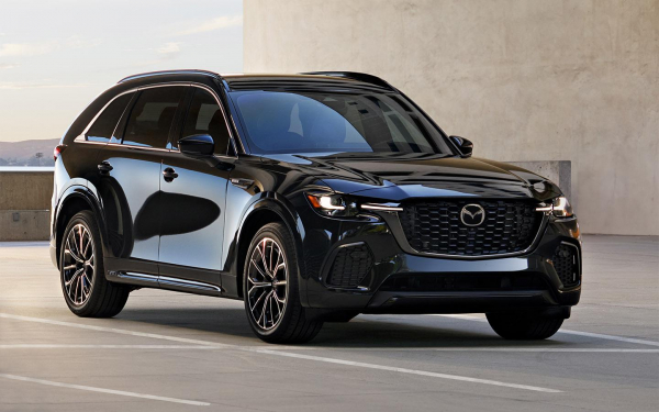 Mazda представила новый кроссовер CX-700