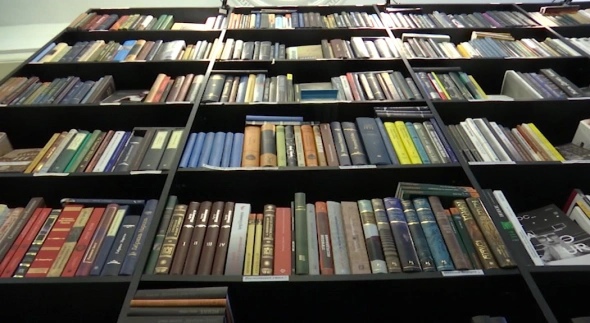 «На цифру»: в цены в книжных магазинах Прикамья за год выросли на 30-40%0