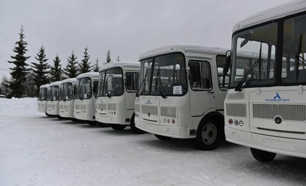 Нижегородским муниципалитетам передали 179 новых автобусов0