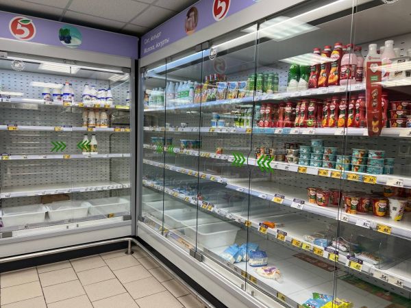 В крупных магазинах Казани заполненность полок превысила 95%0