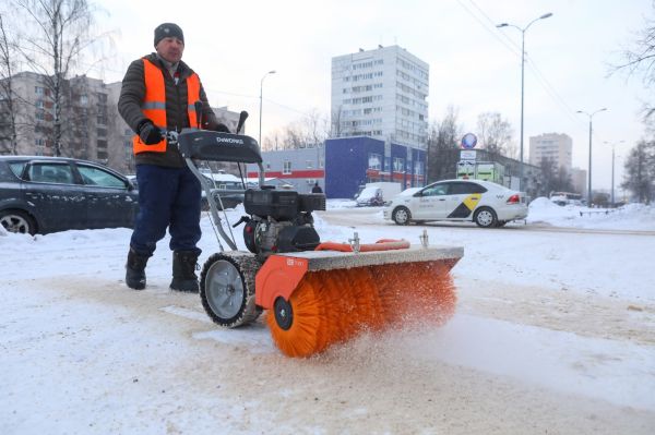 Чиновники обвинили крупные торговые центры Петербурга в плохой уборке0