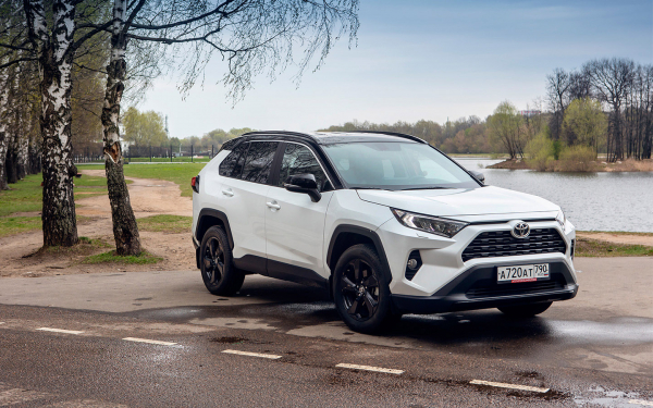 От Kia Rio до Toyota RAV4. Можно ли найти бестселлеры февраля 2022 года2