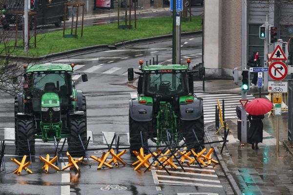 Почему фермеры заблокировали Брюссель и другие европейские города20