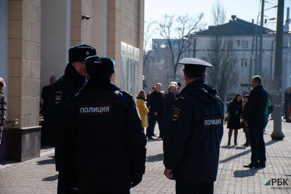 В Казани полиция проводит проверку после сообщений о подростке с ружьем0