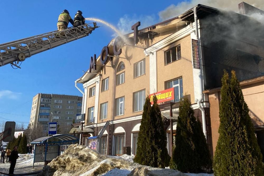 Пожар в торговом центре в Пензенской области