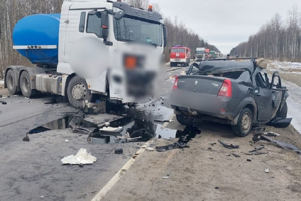 ДТП на "Южном полукольце" в Ленинградской области