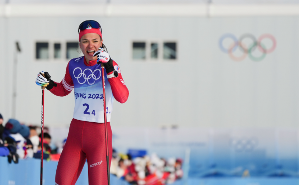 Олимпийская чемпионка по лыжным гонкам Степанова сообщила о беременности0