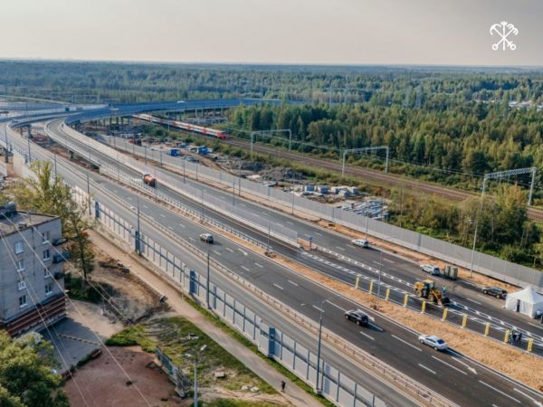 В Петербурге открыли движение по новой транспортной развязке0