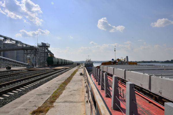 В Свияжском логоцентре открылся грузовой порт0