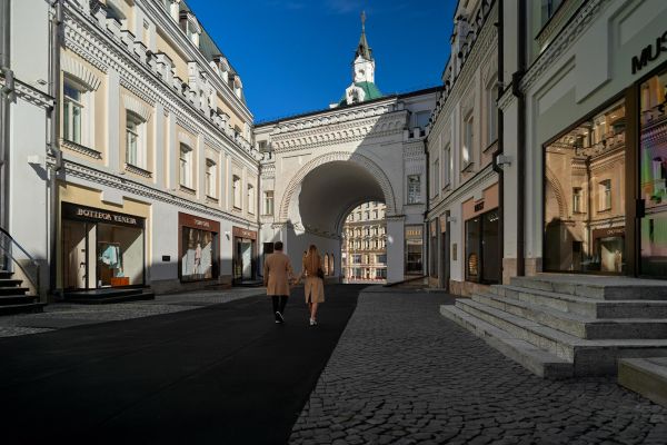 Вечная классика: чем привлекает улица Ильинка10