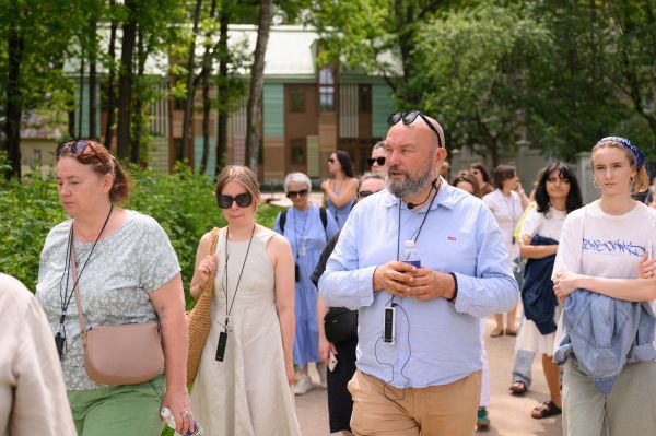 «Городок литераторов»: как проходит Reading Camp в Переделкино18