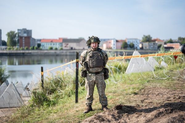 Литва установила противотанковые заграждения у моста Королевы Луизы2