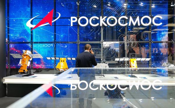 «Роскосмос» заинтересовался оператором спутников для телевидения0