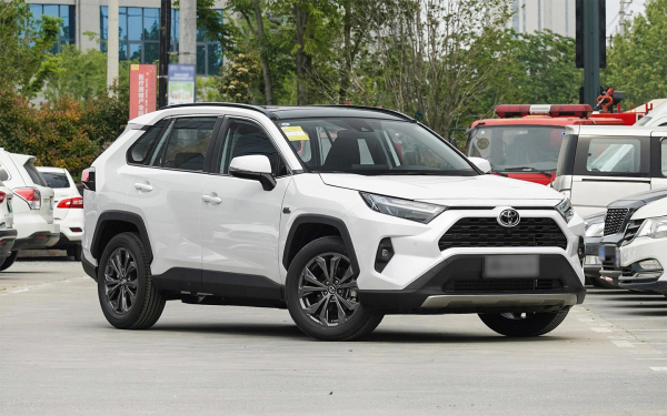 Toyota, Hyundai и Kia: сколько стоили популярные кроссоверы 3 года назад2