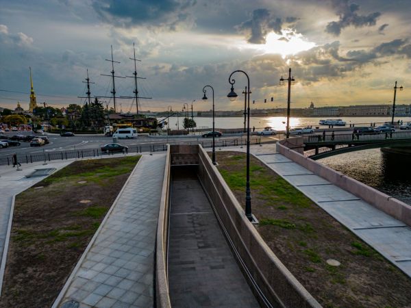 У Петропавловской крепости появился подземный тоннель с обогревом. Фото4