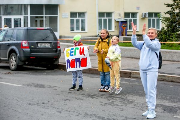 В Уфе прошел десятый международный марафон — фоторепортаж12