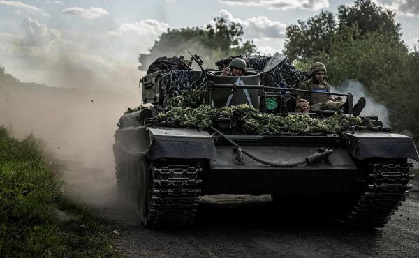 Зеленский признал, что курская операция не помогла ВСУ в Донбассе0