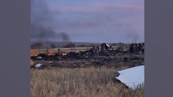 Место падения сбитого в Судане самолета. Видео0