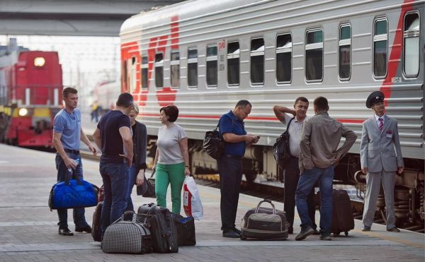 Новосибирский губернатор Травников опасается оттока населения в ДФО0