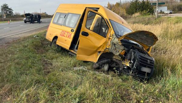 Школьный автобус попал в ДТП в Нижегородской области0