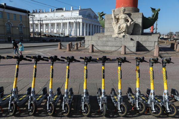 В Петербурге предложили досрочно закрыть сезон электросамокатов0