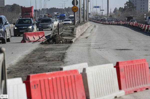 В Тюмени на ночь перекроют движение на ул. Дамбовской0