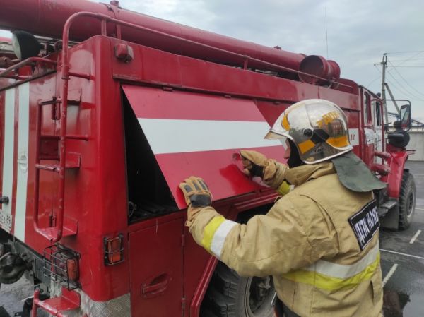 В здании лесхоза Новосибирской области произошел пожар0