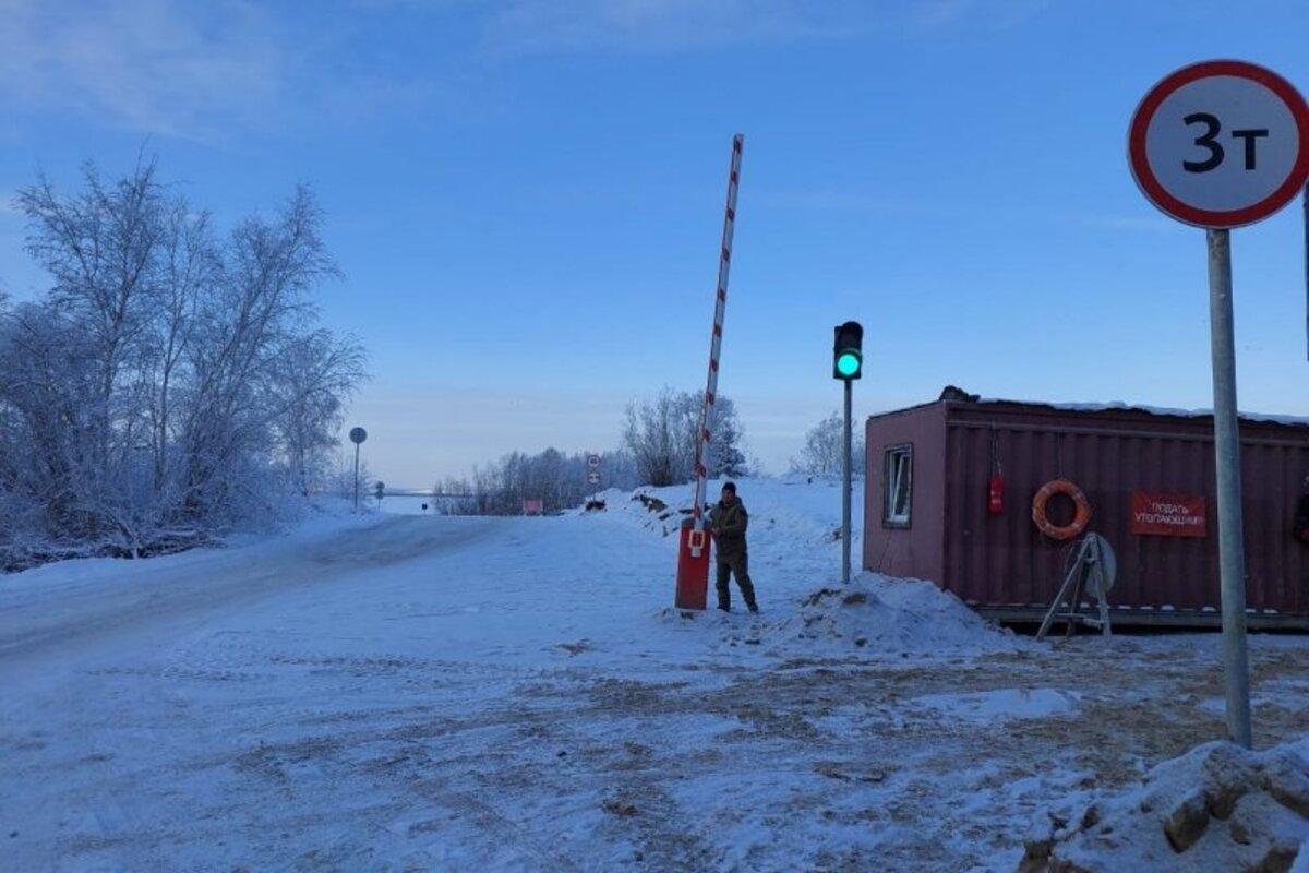 В Якутии открыли зимнюю дорогу с весовым контролем