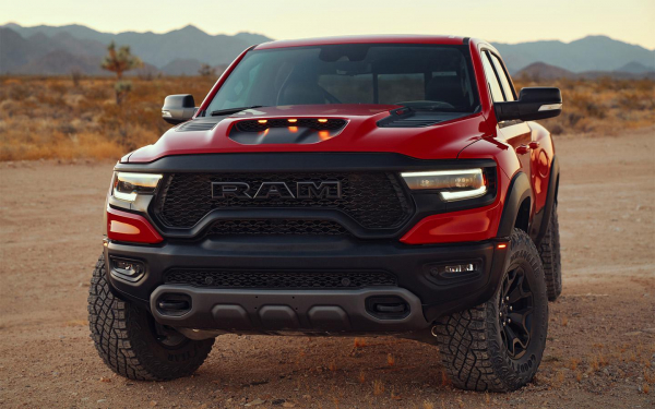 712 л.с. и подвеска для ралли. В России появился заряженный Ram 15000