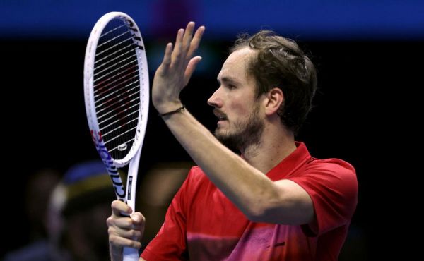 Даниил Медведев не смог выйти в полуфинал Итогового турнира ATP0