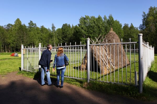 Под Петербургом сгорел легендарный шалаш Ленина0