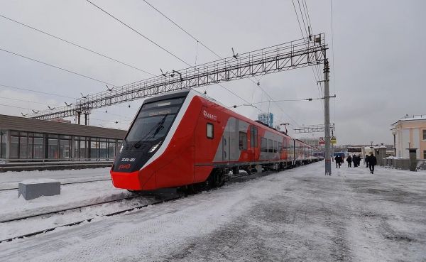 Скоростной поезд из Екатеринбурга в Челябинск запустят в середине декабря0