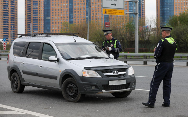 В Госдуме предложили в шесть раз поднять штраф за отсутствие полиса ОСАГО0