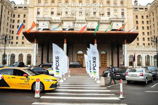 В Петербурге крупного чиновника сферы ЖКХ сменили вскоре после назначения2