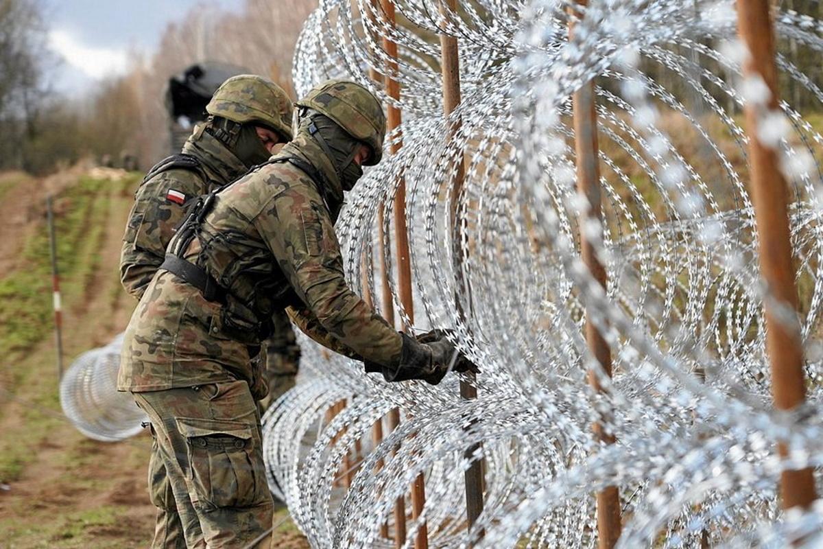 Поляки проложат дорогу к границе с РФ для оперативного продвижения войск в случае необходимости