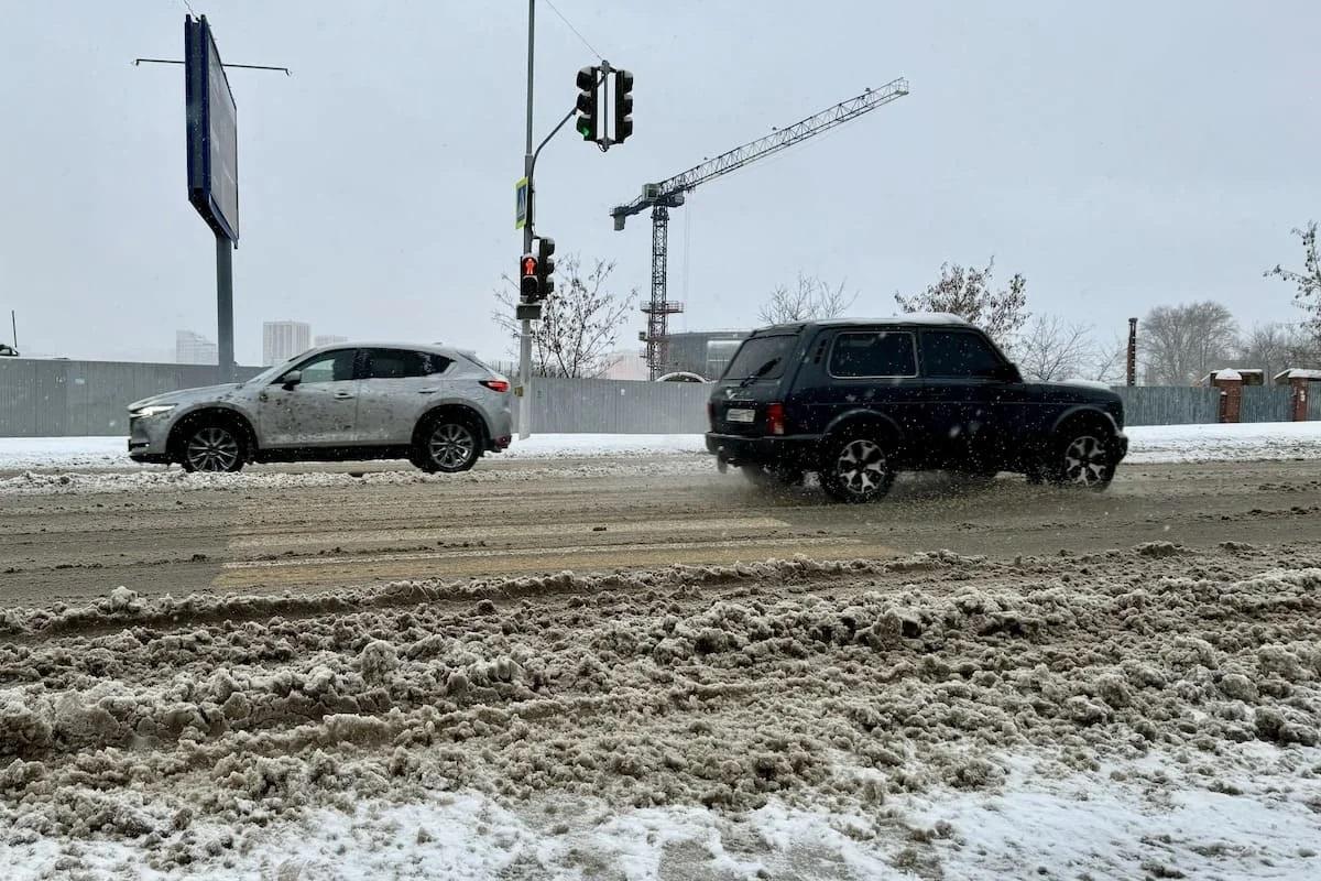 В Башкирии ограничили движение на трех автодорогах из-за снегопада