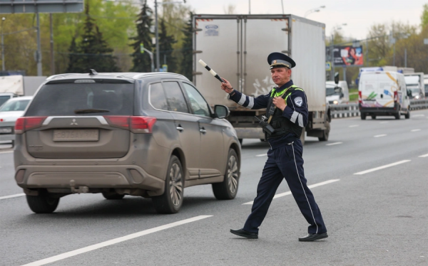 Поезд насмерть сбил женщину в Петербурге2