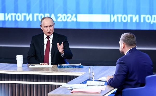 Путин призвал банки лучше проверять платежеспособность заемщиков0