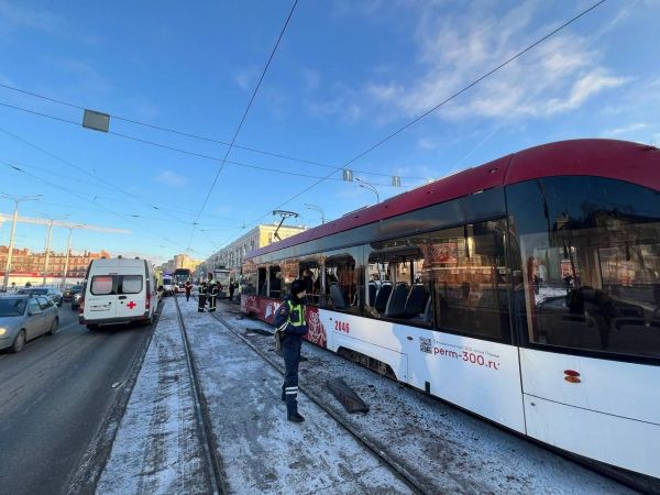 В ДТП с трамваями в Перми пострадало семь человек0