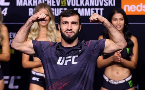 Выступавший в UFC россиянин возобновит карьеру после двухлетней паузы0