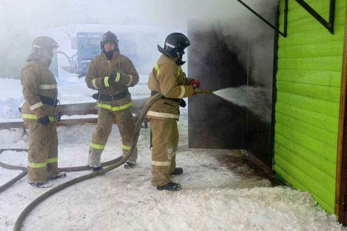 В МЧС Самарской области рассказали о пожарах и других происшествиях 1 января